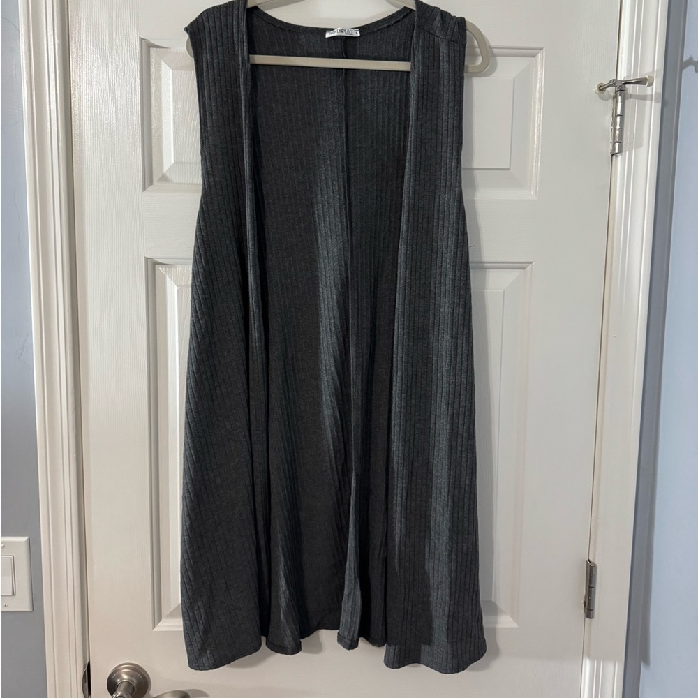 EUC Honey and Lace Tahoe Gray Sleeveless Open Cardigan